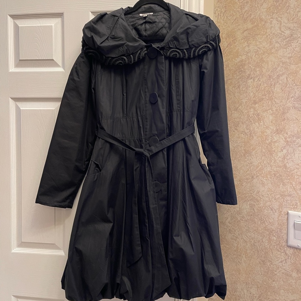 European women trench coat black size L
